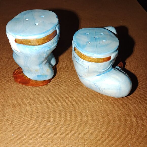 Vintage Blue Jeans Salt & Pepper Shakers Cowboy Boots Ceramic Western Kitchen - Picture 2 of 5